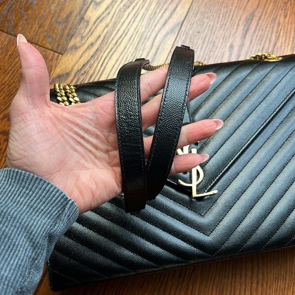 Yves Saint Laurent Black Quilted Leather Shoulder Bag - large AUTHENTIC - Picture 4 of 17